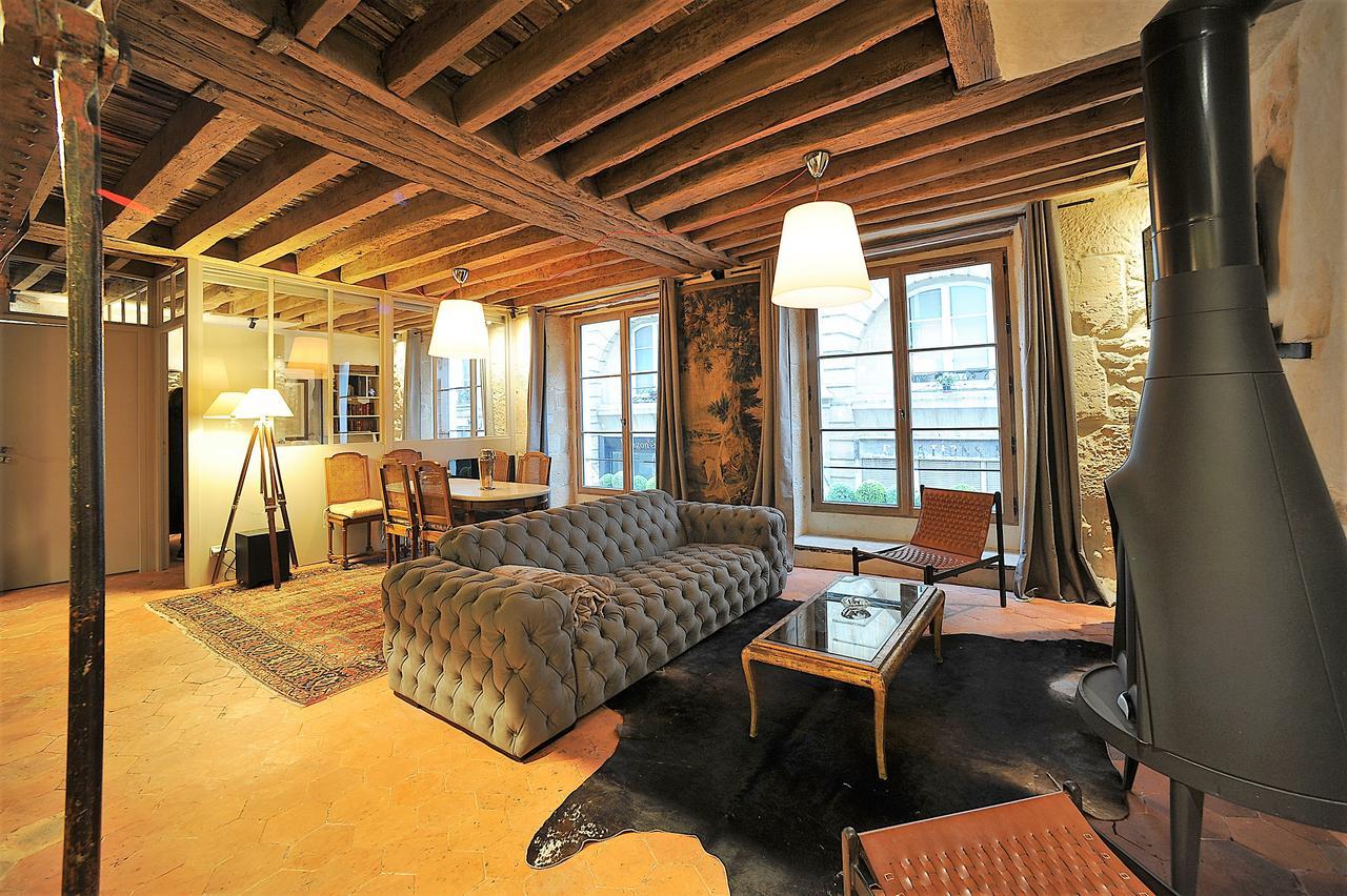 Beautiful Apartment In Historical Marais Parigi Esterno foto