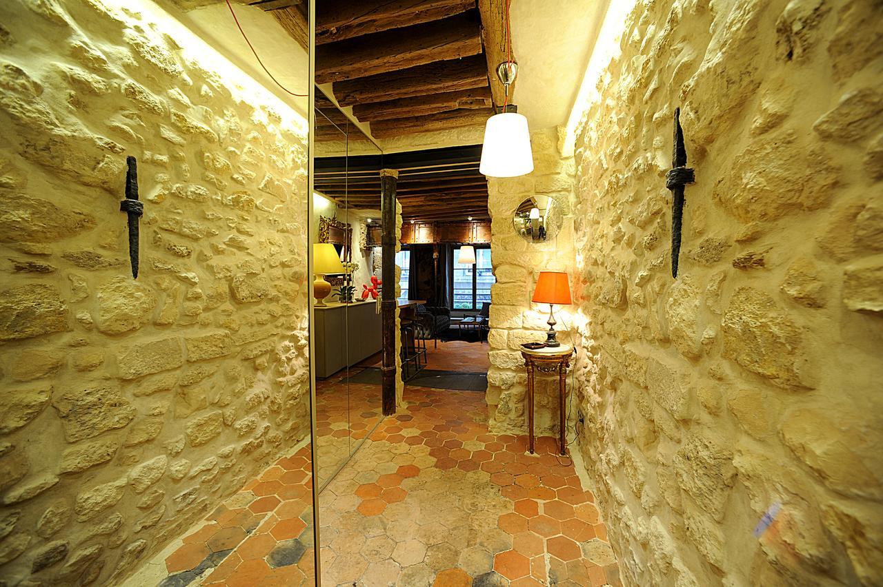 Beautiful Apartment In Historical Marais Parigi Esterno foto